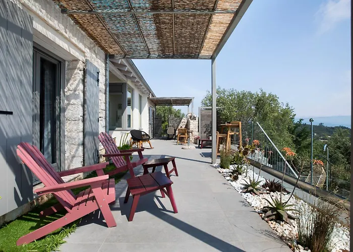 Caragol Point Boutique Homes