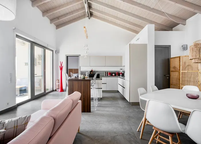 Caragol Point Boutique Homes Villa *