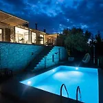 Caragol Point Boutique Homes