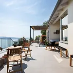 Caragol Point Boutique Homes *