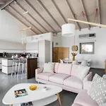 Villa Caragol Point Boutique Homes *